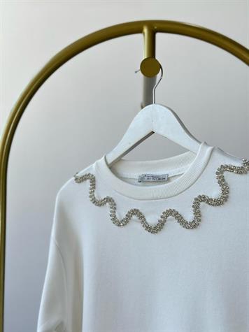 Yakası Kristal Taş İşçilikli Kadın Sweat (Beyaz)