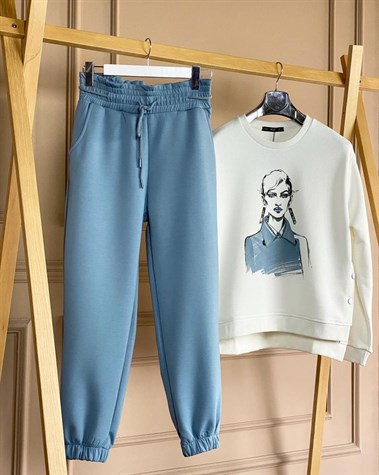 Yanları Düğmeli Kadın Figürlü Sweat