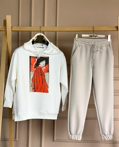 Yanları Mini Yırtmaçlı Kadın Figürlü Sweat