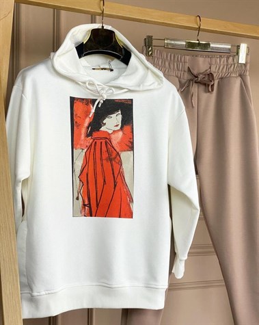 Yanları Mini Yırtmaçlı Kadın Figürlü Sweat