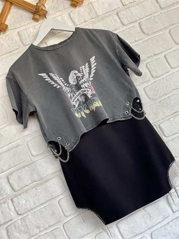 Yanları Zincir Detaylı Baskılı Tshirt