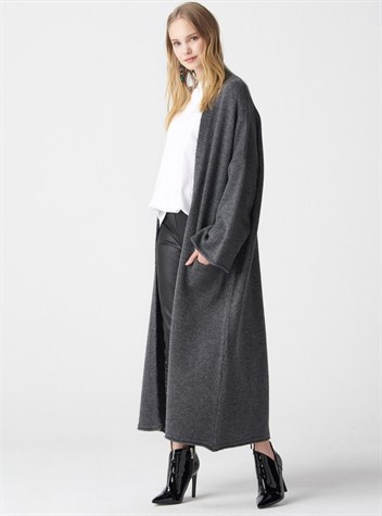 Yumoş Kumaş Kimono Kollu Cepli Uzun Hırka (GRİ)