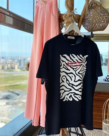 Yuvarlak Yaka Baskılı Salaş Tshirt