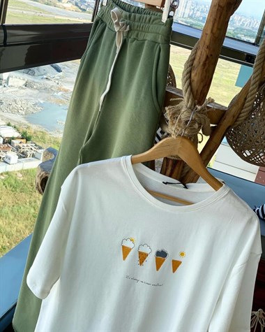 Yuvarlak Yaka Dondurma Baskılı Salaş Tshirt
