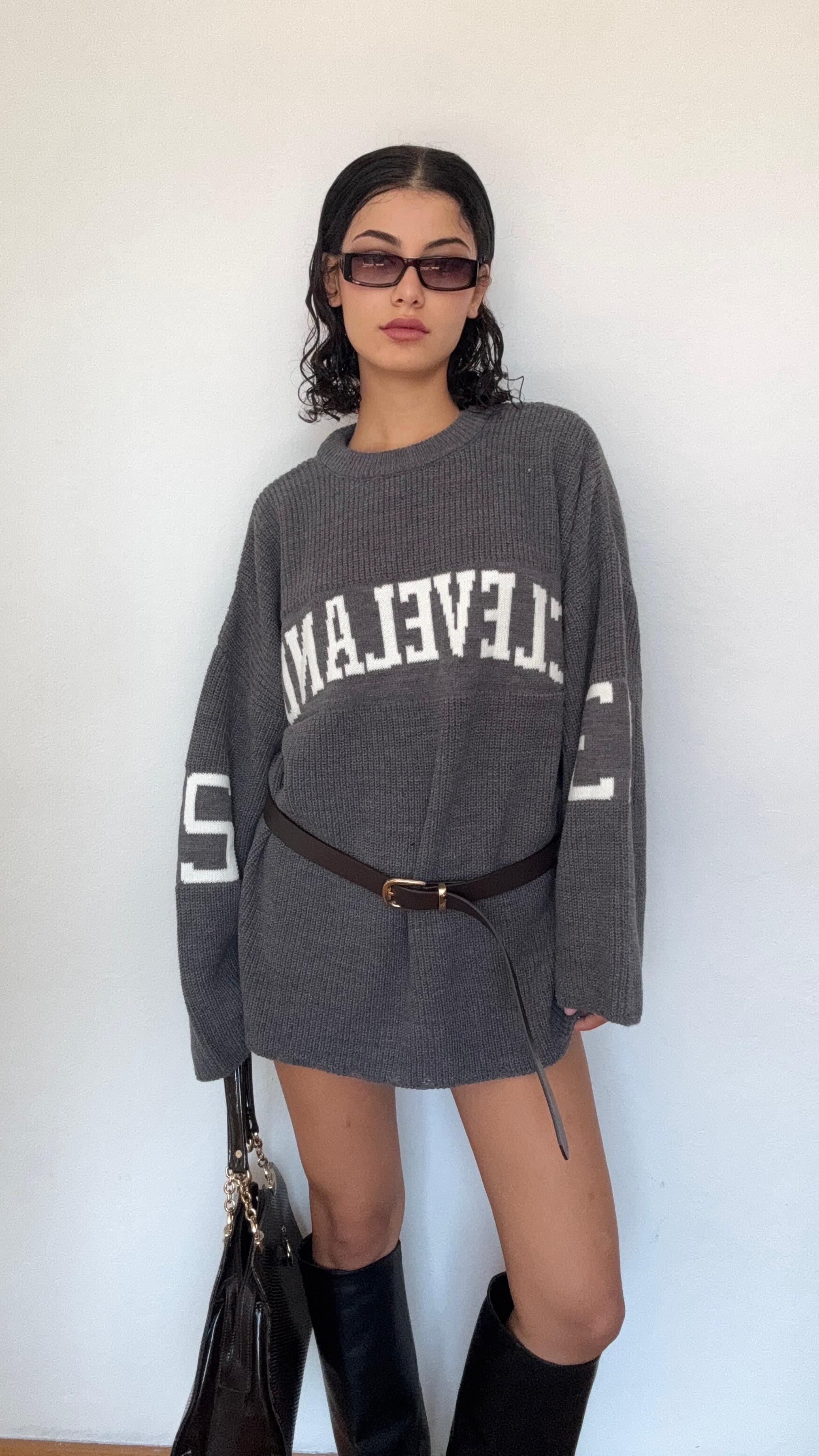 Bisiklet Yaka Yazı Baskı Detaylı Oversize Kazak (Gri)