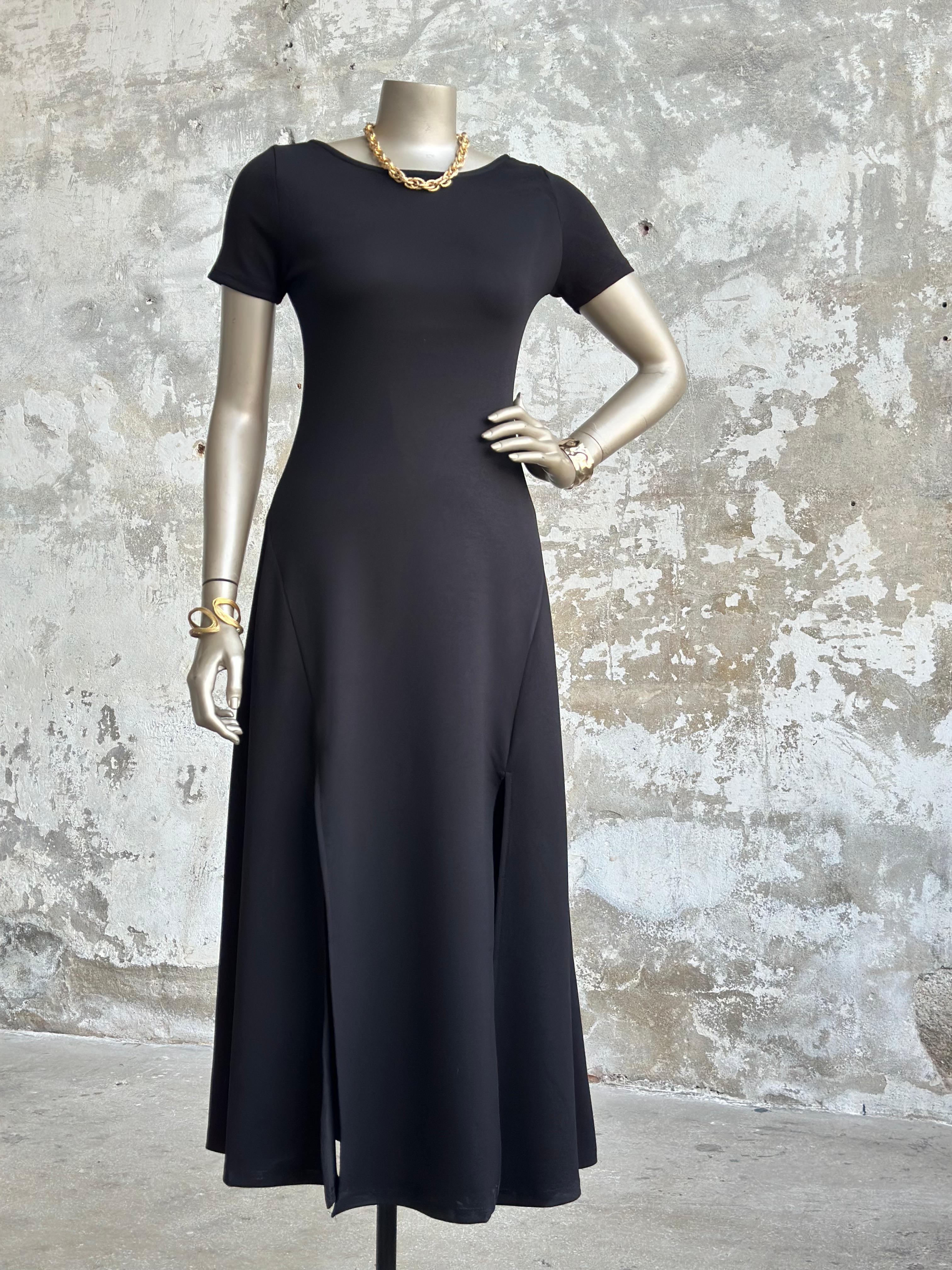 Çift Yırtmaç Detaylı Sırt Dekolteli Modal Elbise (Siyah)