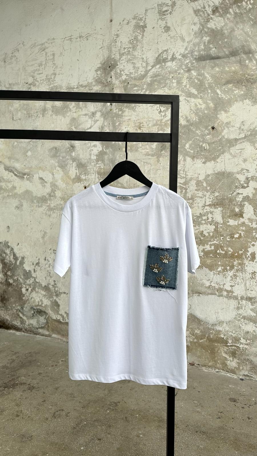 Denim Kot Ve Kristal Taş İşçilikli Cep Detaylı Tişört (Beyaz)