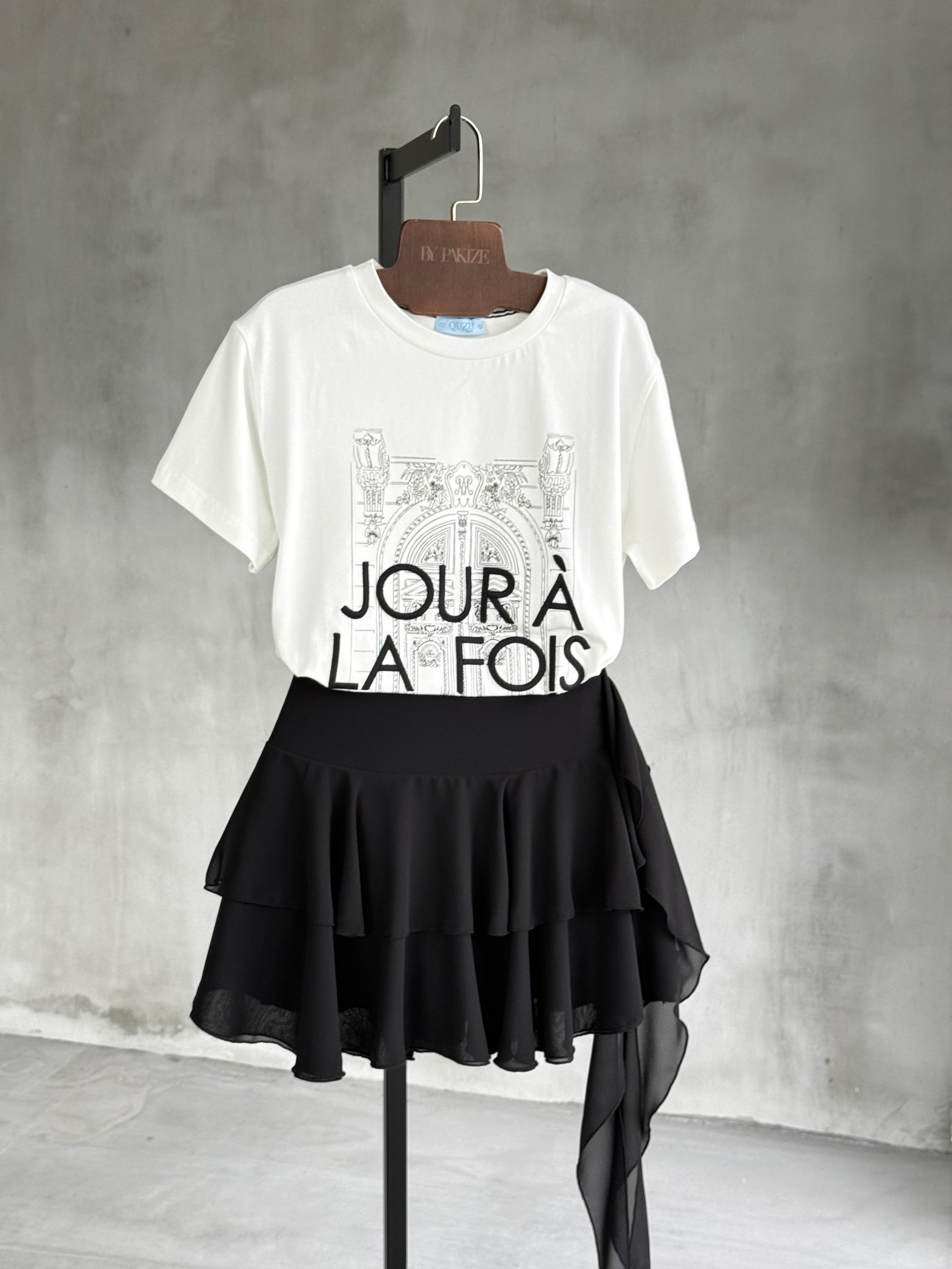 Joura La Foıs Nakış İşçilikli Tişört (Ekru)