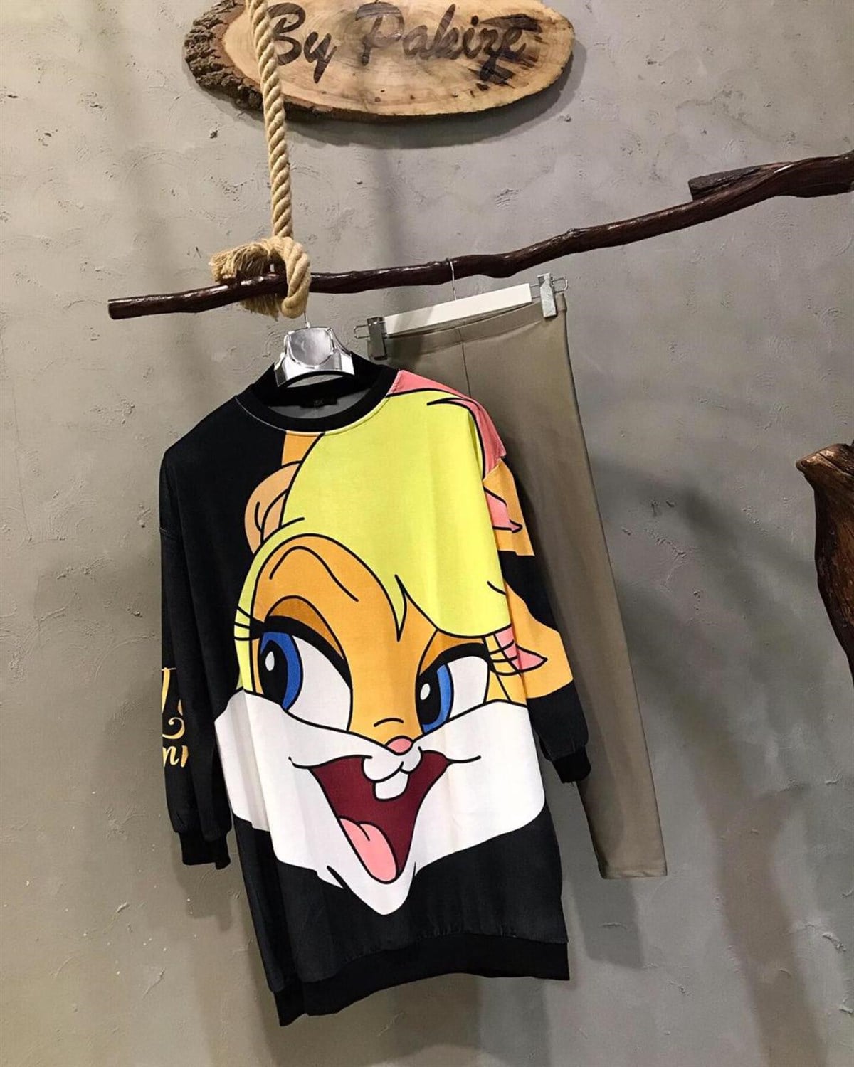 Kadife LOLA BUNNY  Sweat (SİYAH)