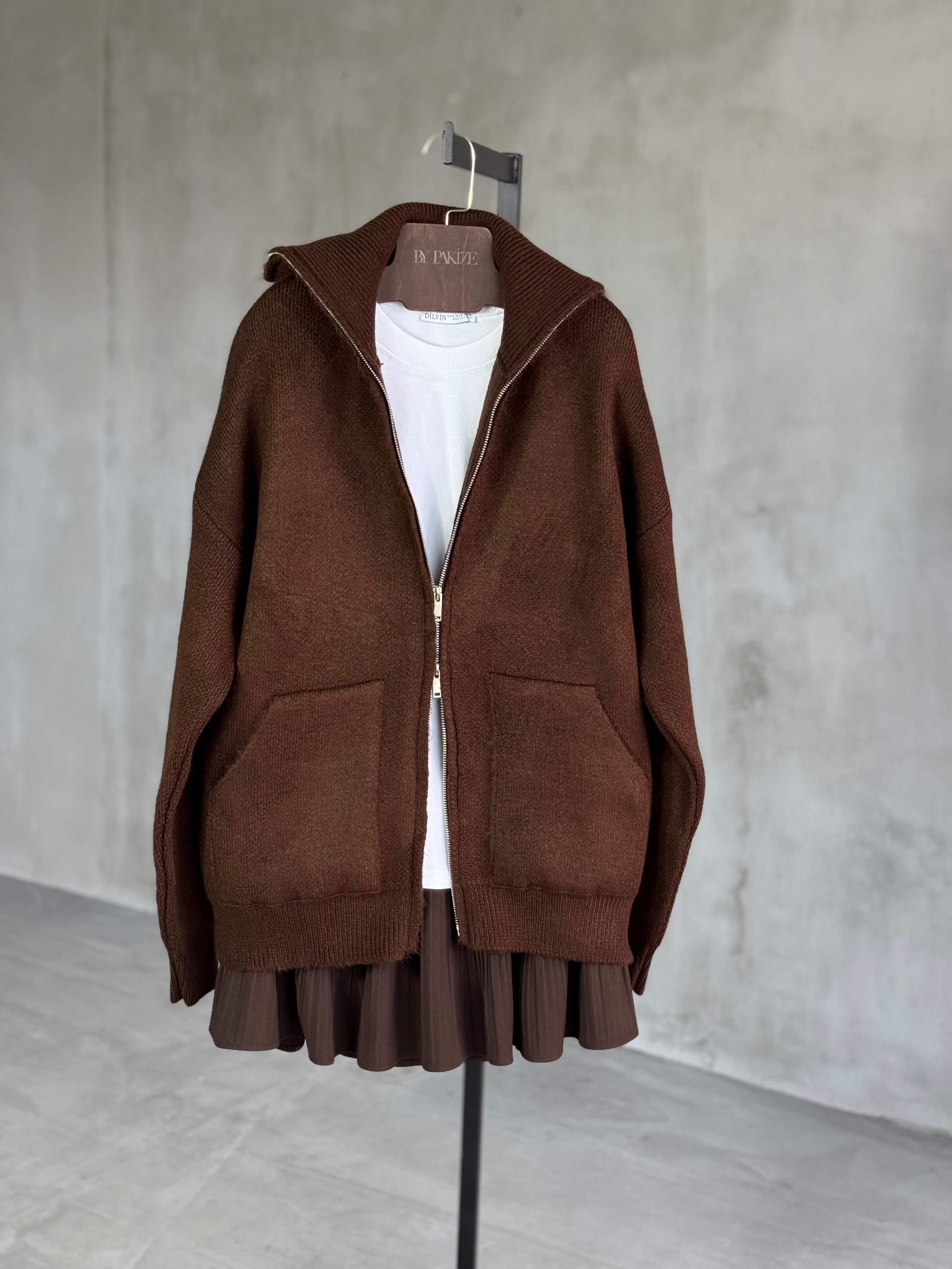 Kalın Dokulu Şardonlu Kaşmir Fermuarlı Hırka (Kahve)