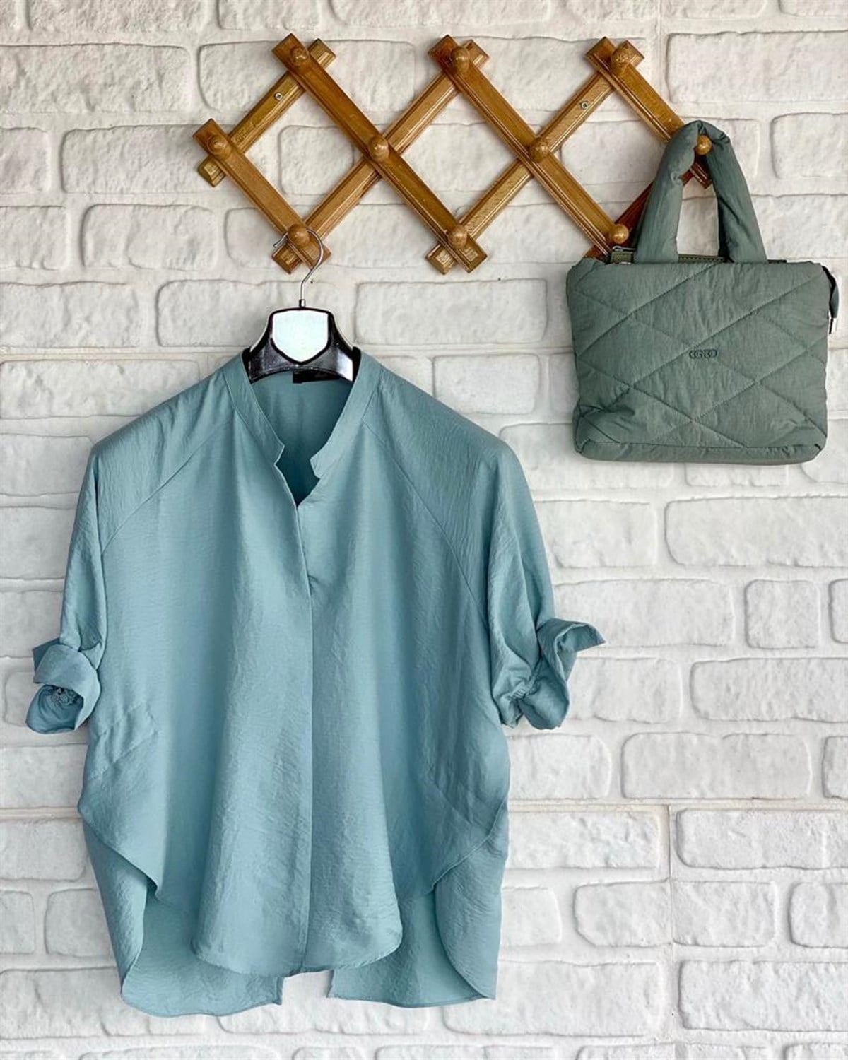 Kolları Fırfır Detaylı Bluz (Bebe Mavisi)