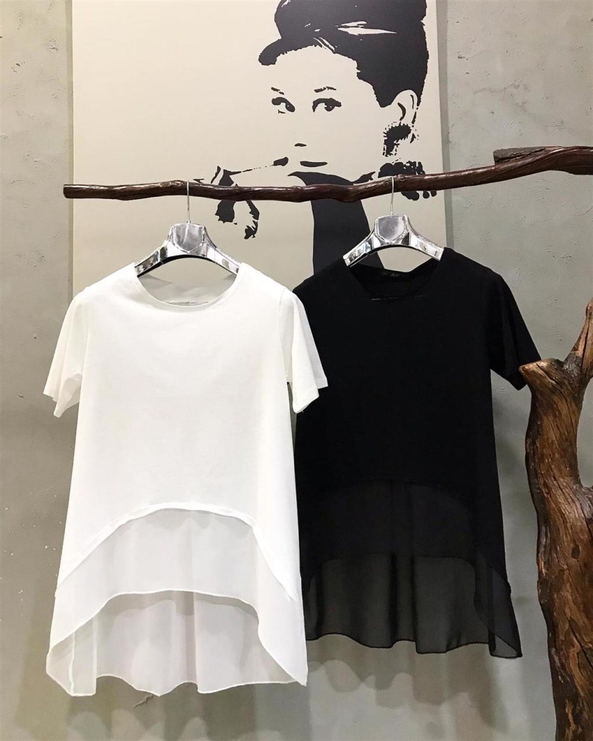 Ön ve Sırtı Şifon Kumaş Penye Tshirt (SİYAH & BEYAZ)
