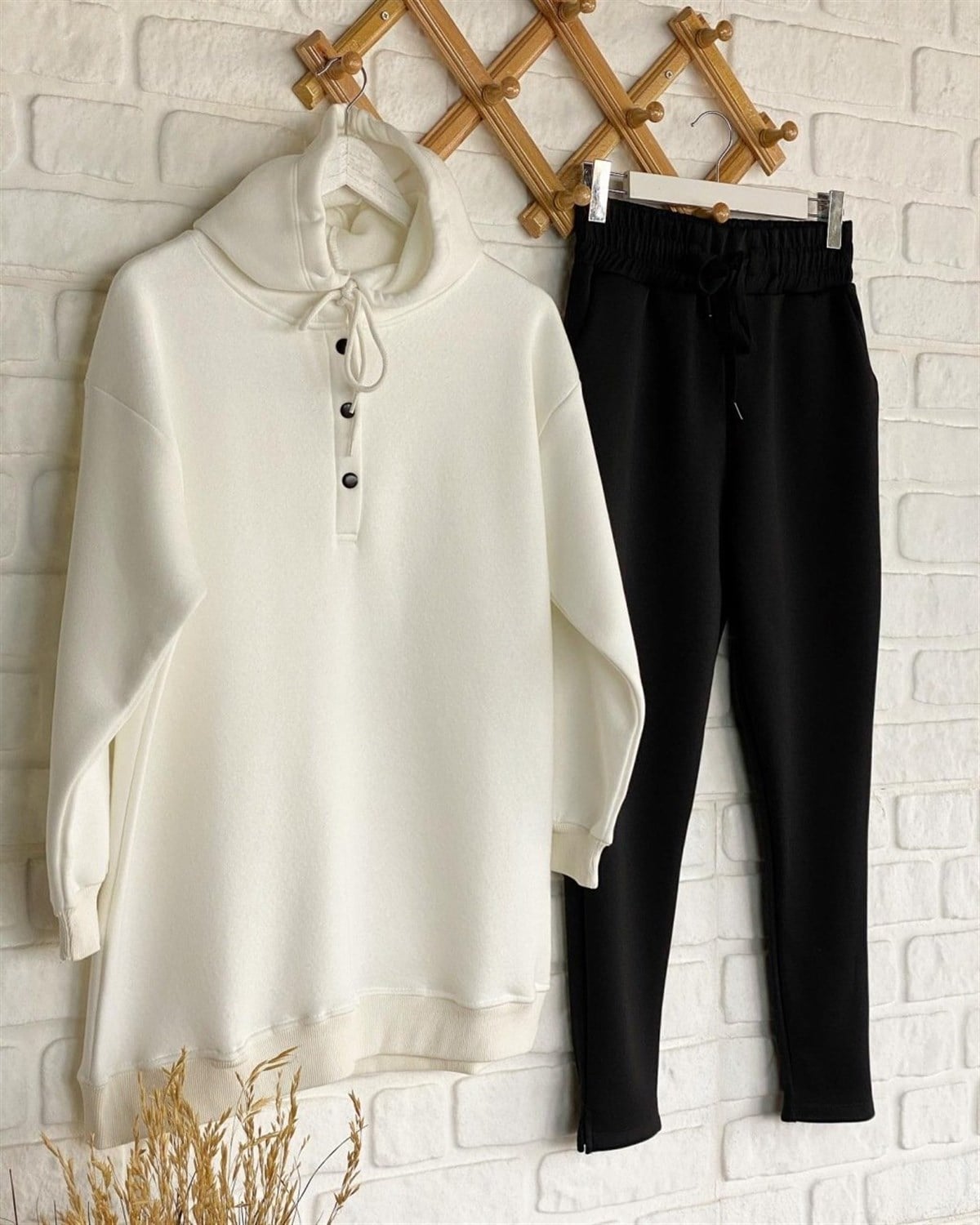 Önü Çıtçıt Detaylı Tunik Sweat (Beyaz)