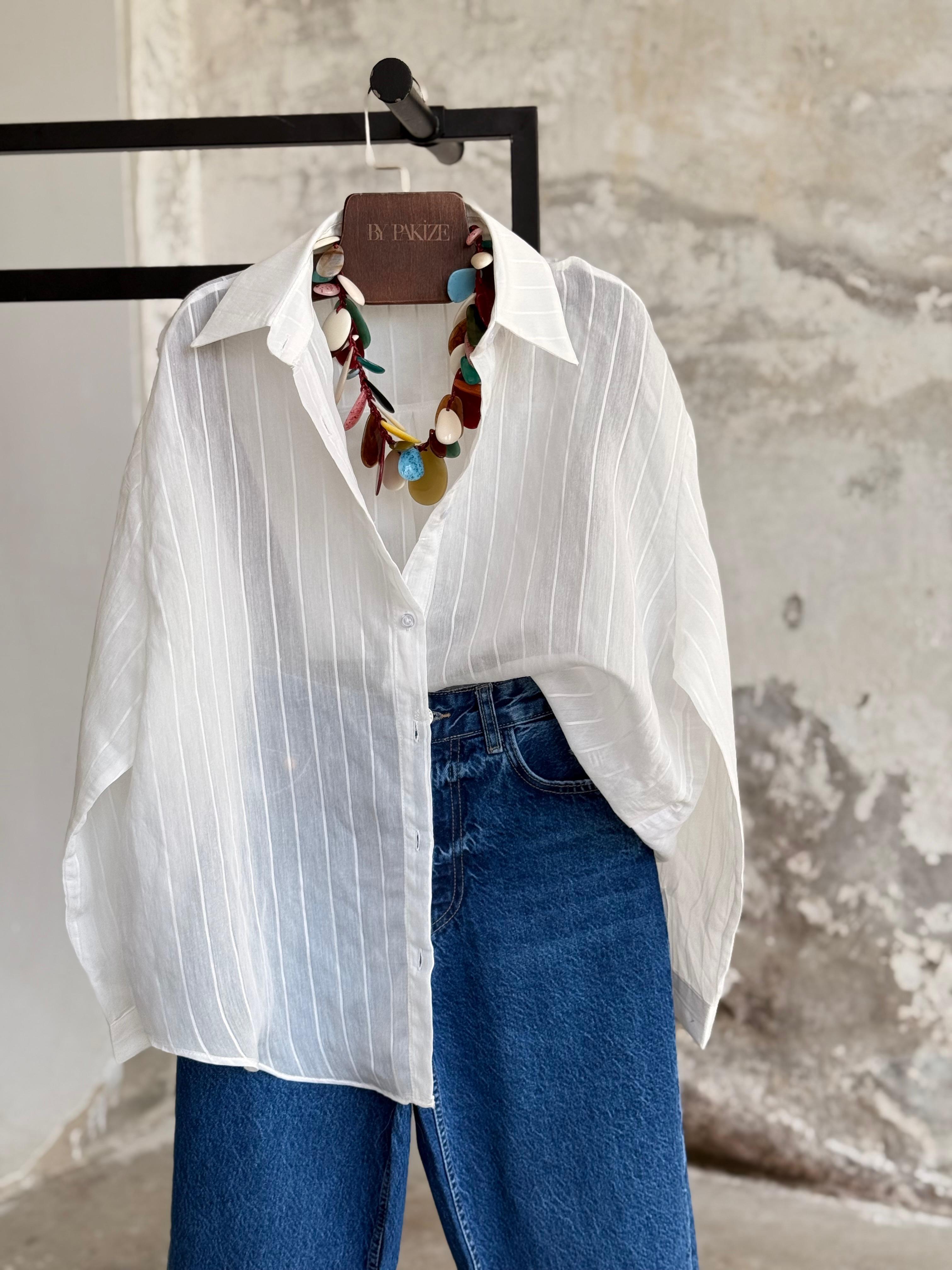 Oversize Çizgili Kadın Gömlek (Beyaz)