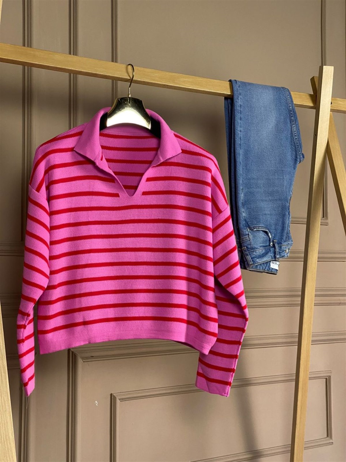 Polo Yaka Crop Line Triko Kazak