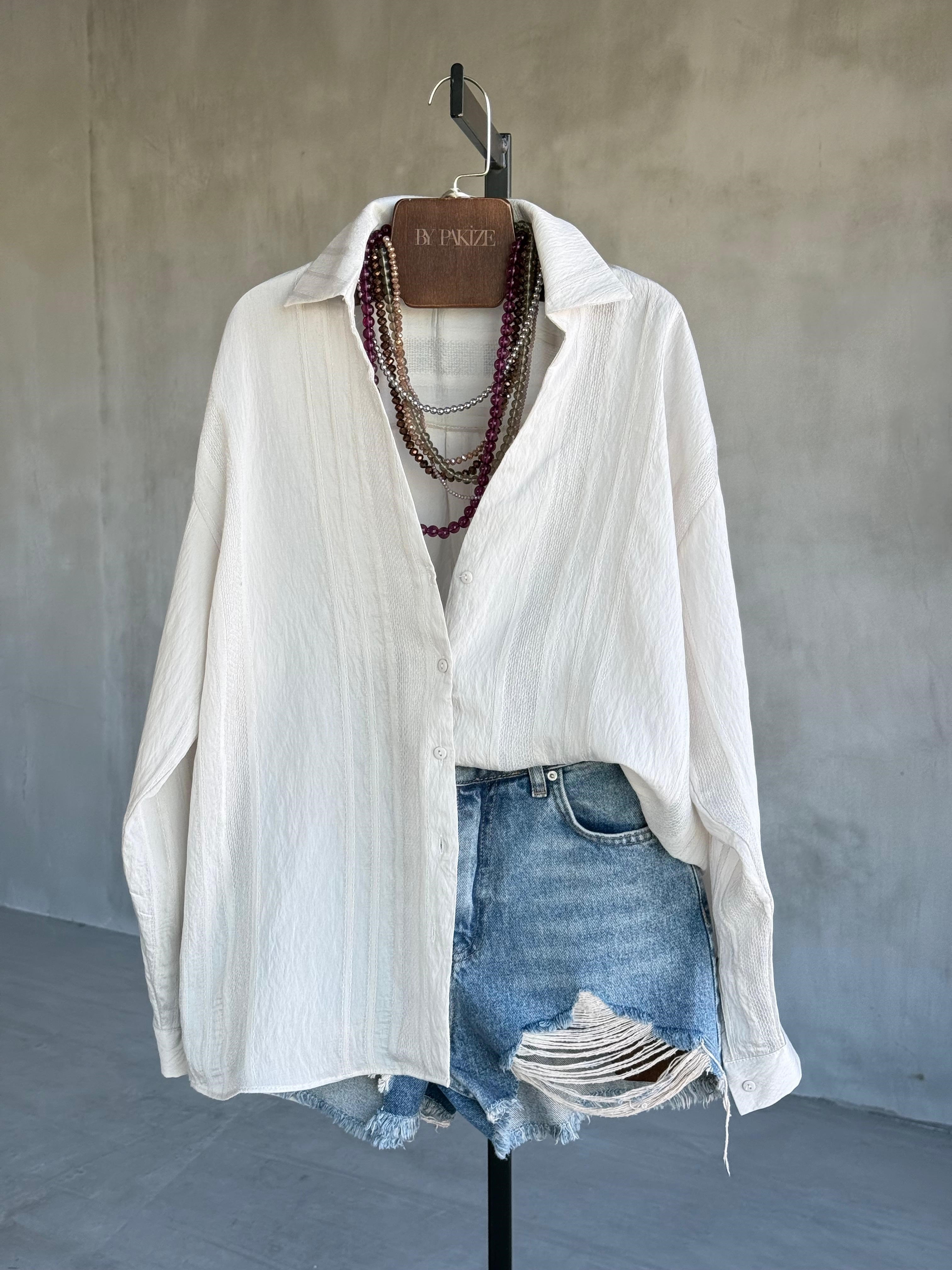 Premium Zamansız Dokulu Gömlek (Ekru)