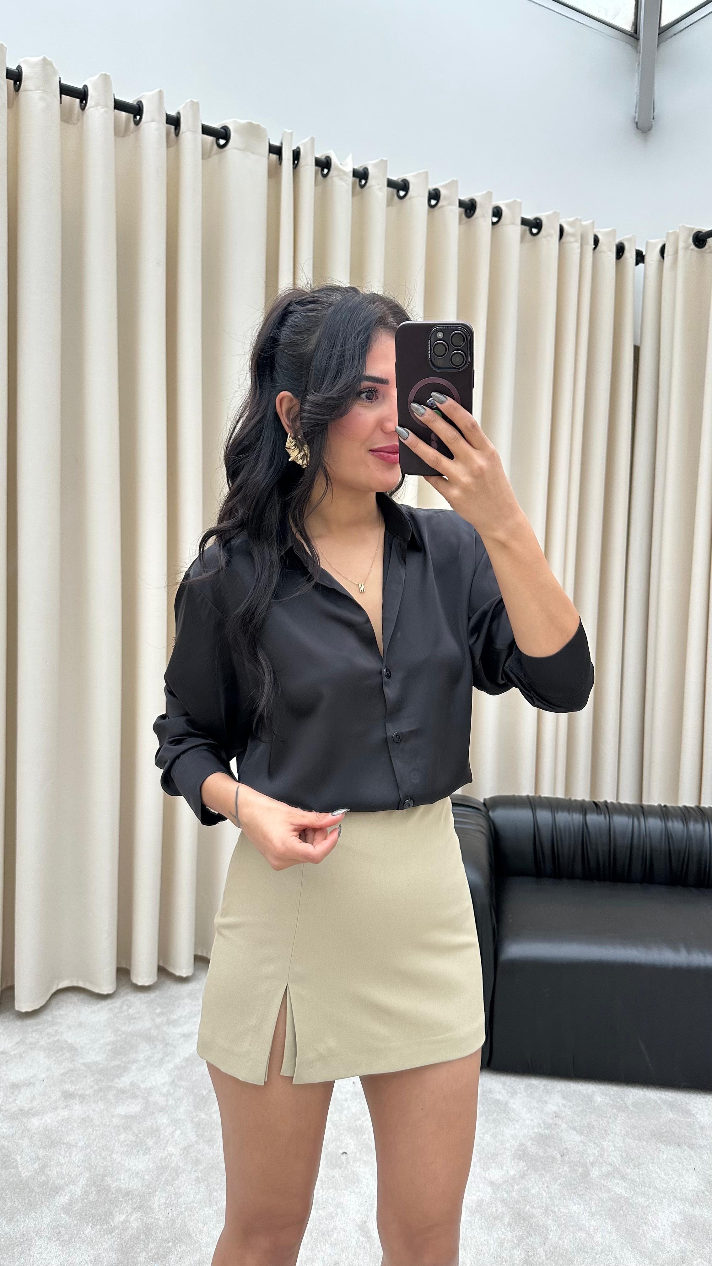 Saten Siyah Gömlek 