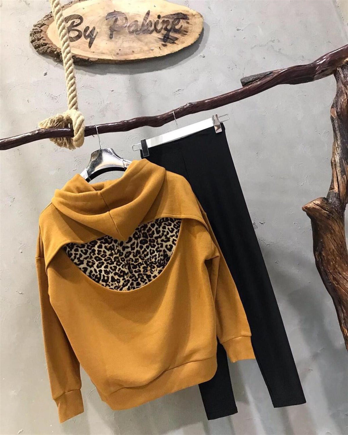 Sırt Leopar Detay Sweat (HARDAL)