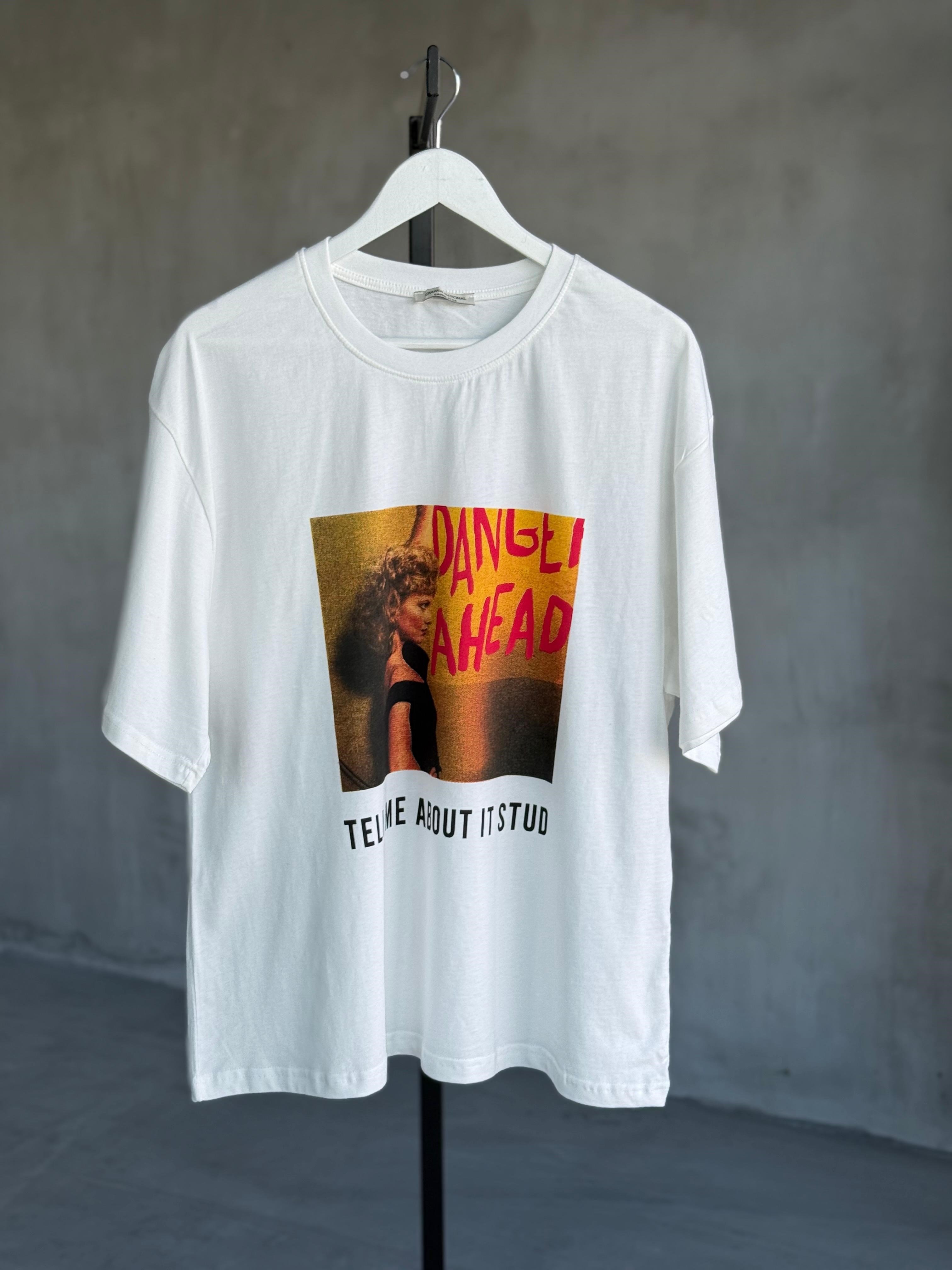 Sırt Yazı Baskılı Oversize Tişört (Beyaz)