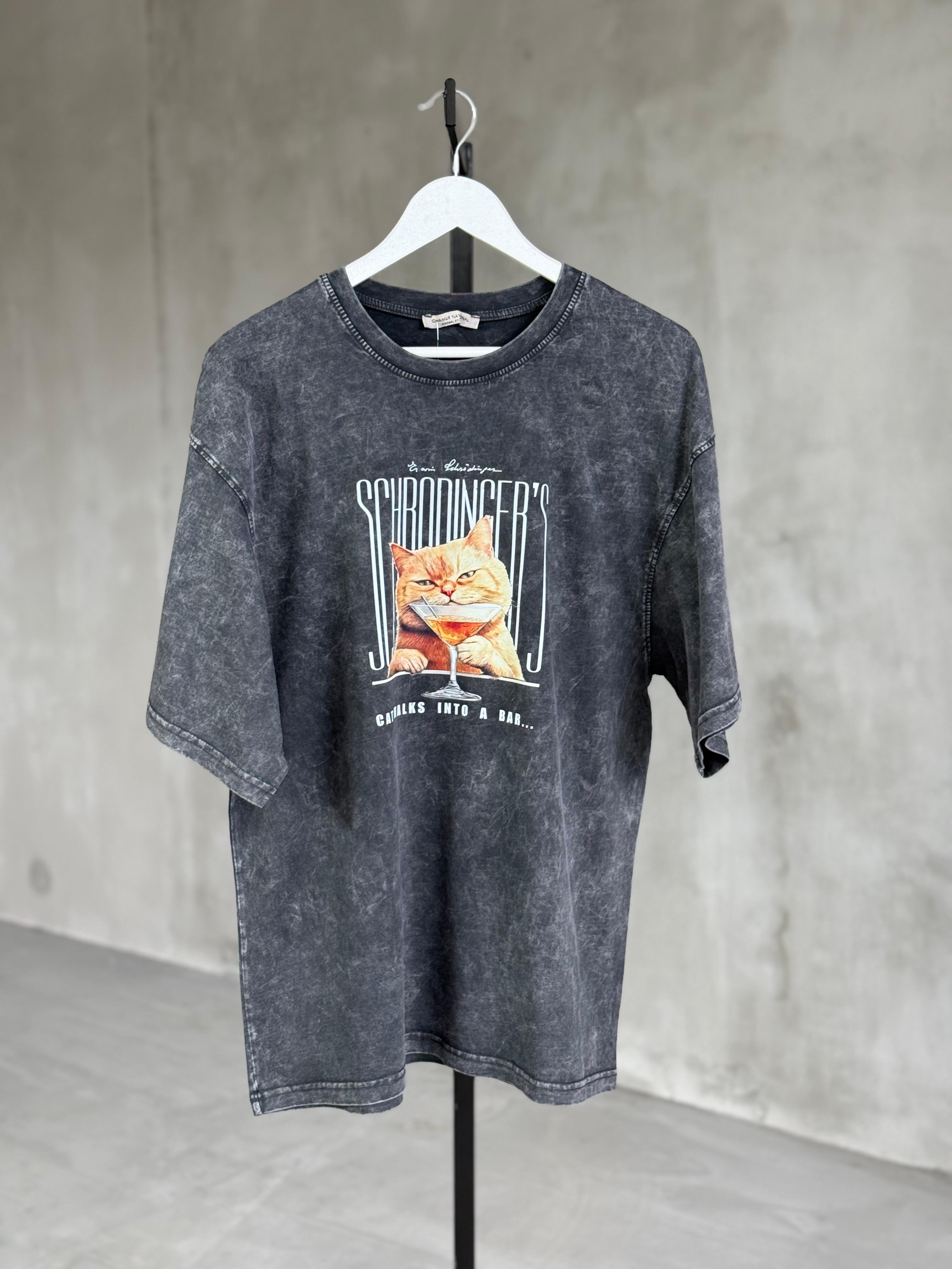 Tasarım Kedi Baskılı Taş Yıkama Oversize Dokuma Tişört (Antrasit)