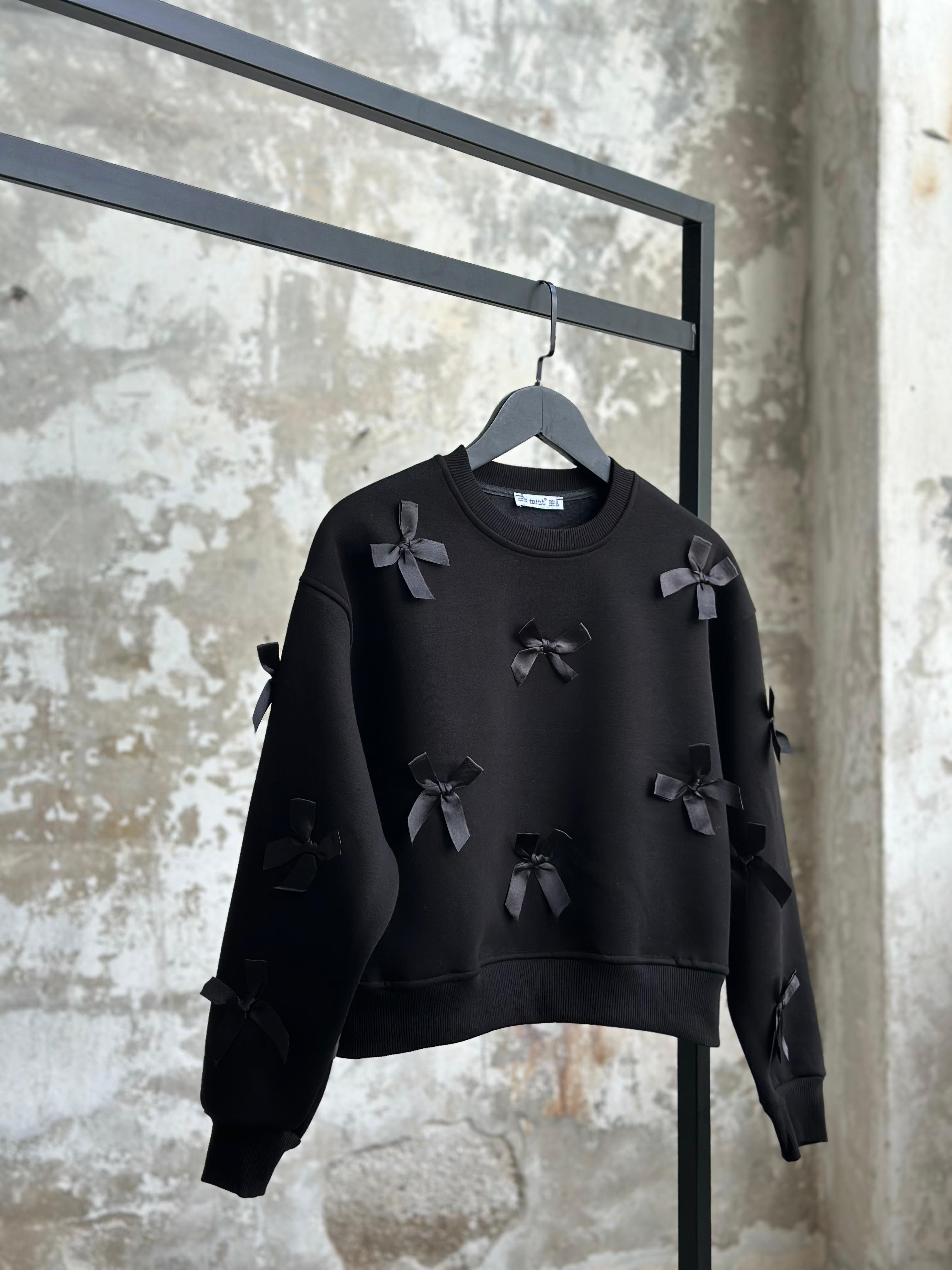 Tasarım Saten Fiyonk Detaylı Sweat (Siyah)