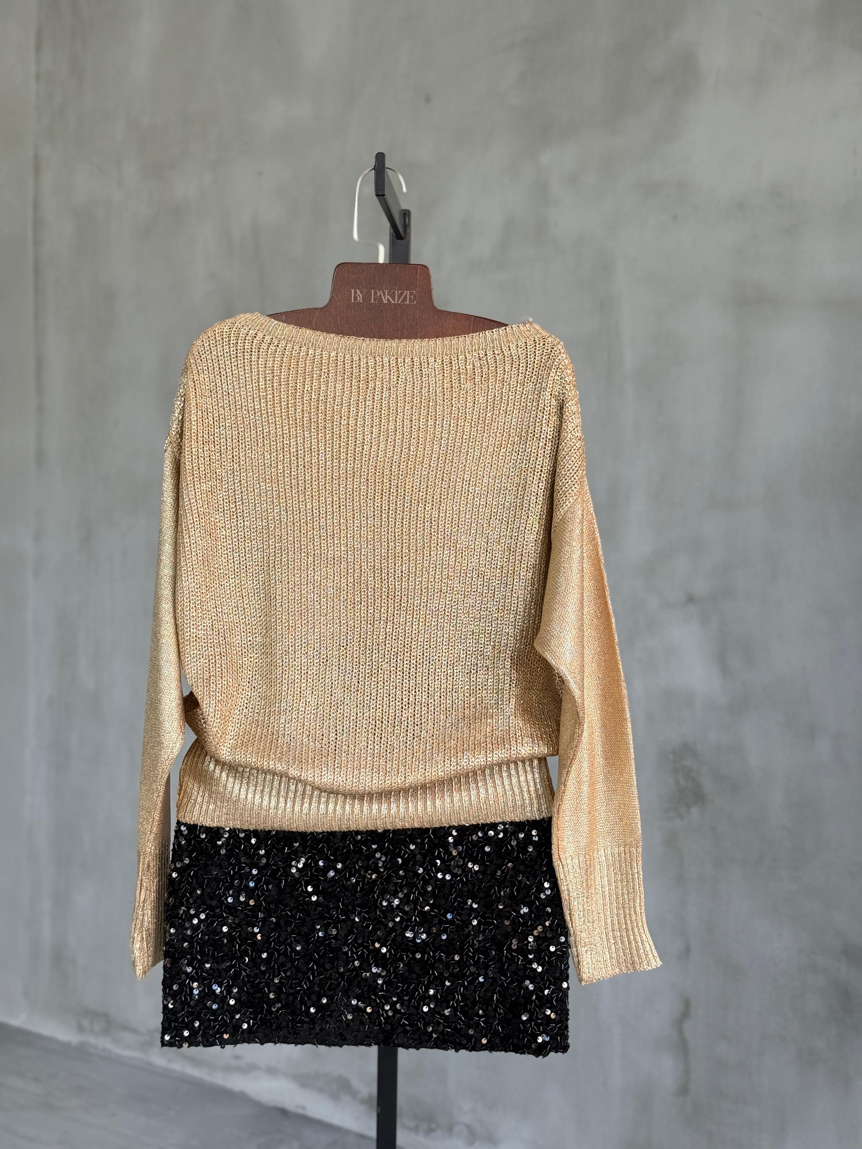 Varak Kaplamalı Kayık Yaka Kazak (Gold)