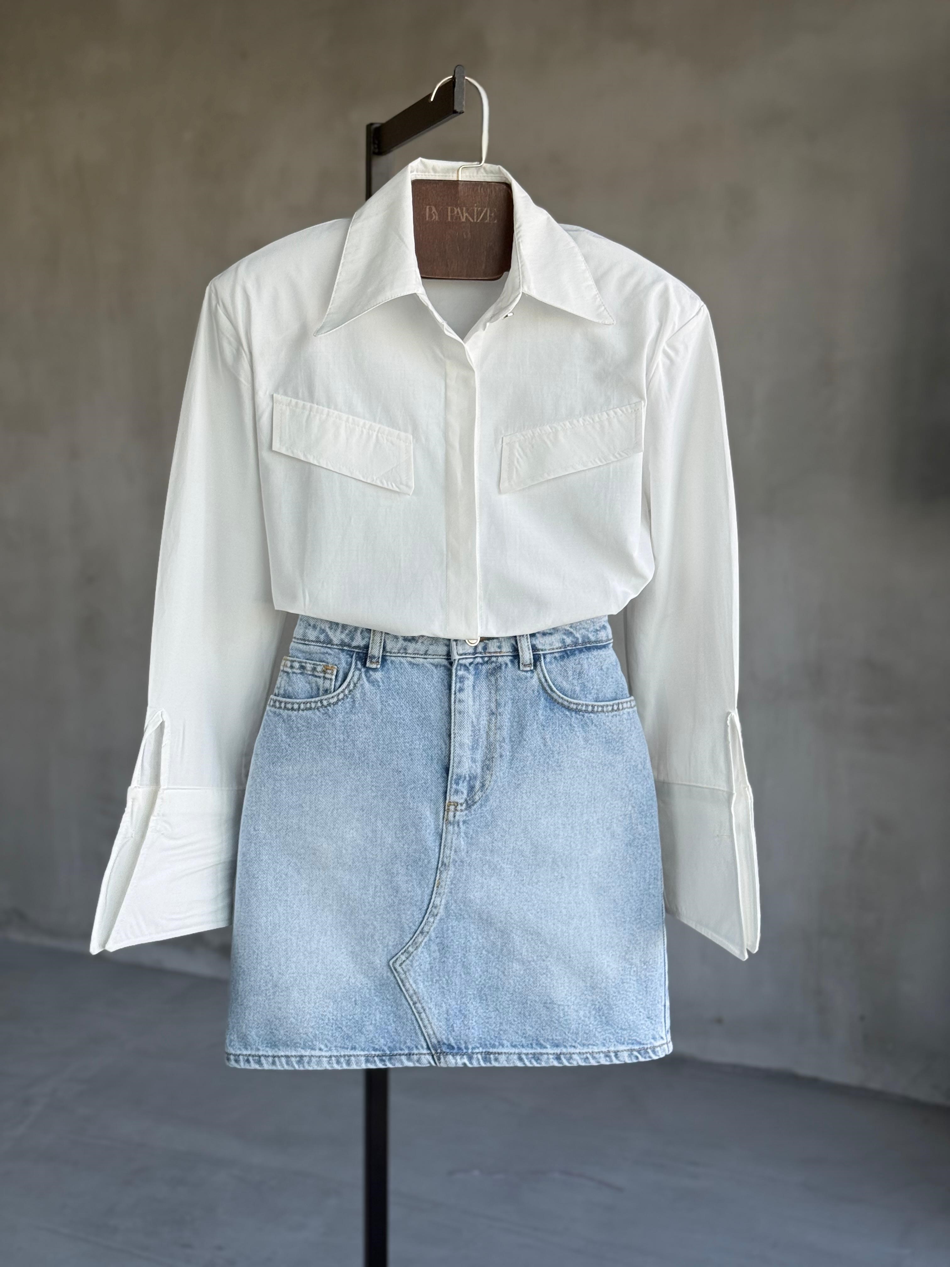 Vatkalı Geniş Manşetli Gömlek (Beyaz)