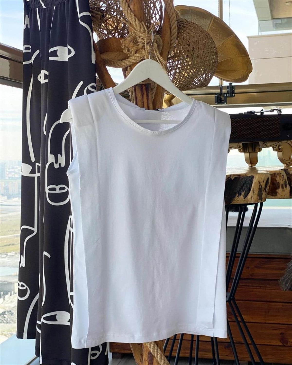Vatkalı Tshirt (BEYAZ)