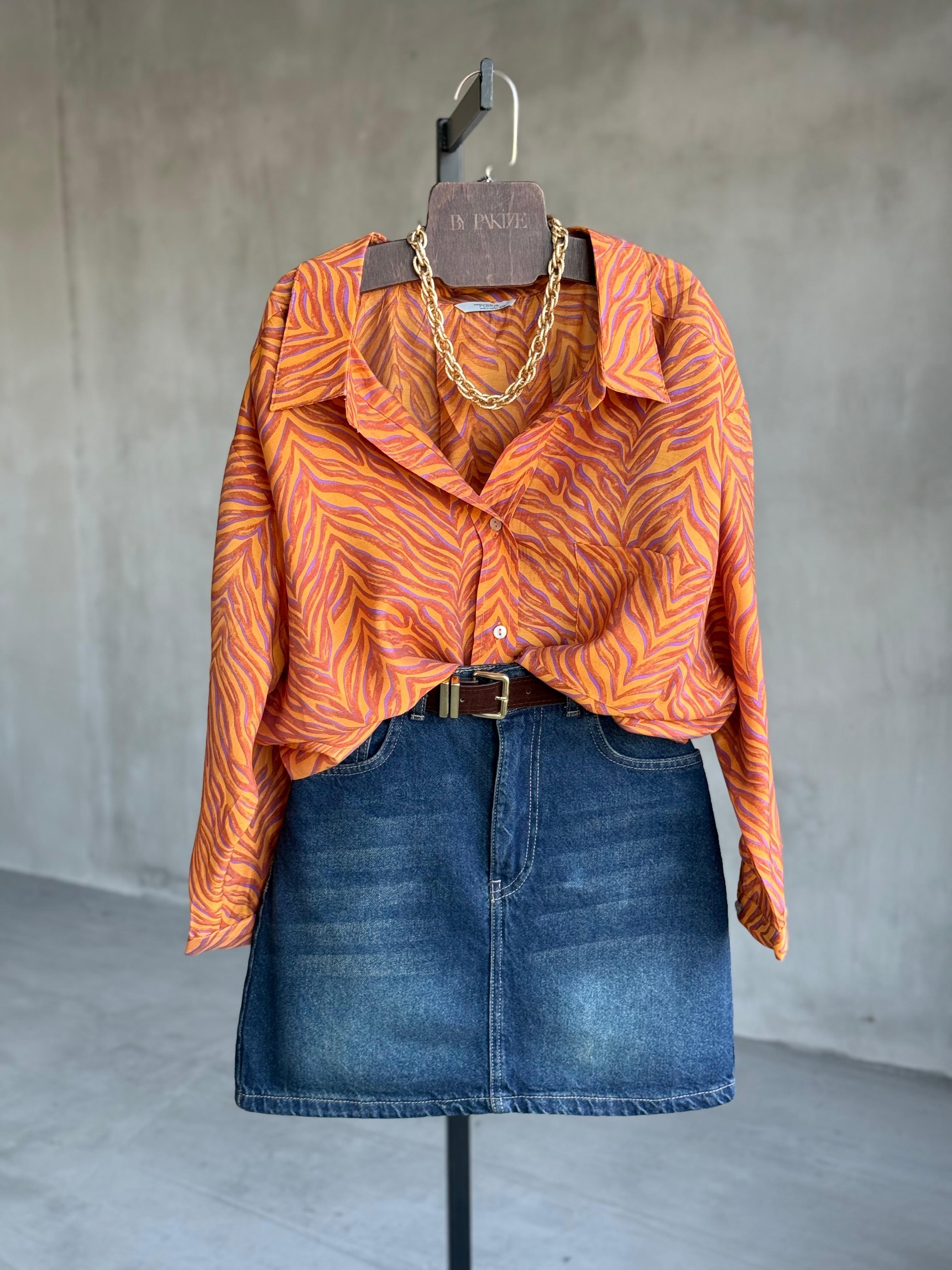 Yaprak Desenli Düşük Omuzlu Oversize Gömlek (Safran)