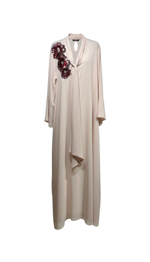 NUT ÜÇ BOYUTLU ÇİÇEK APLİKELİ ŞİFON KAFTAN