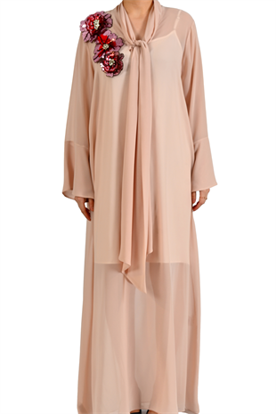 NUT ÜÇ BOYUTLU ÇİÇEK APLİKELİ ŞİFON KAFTAN
