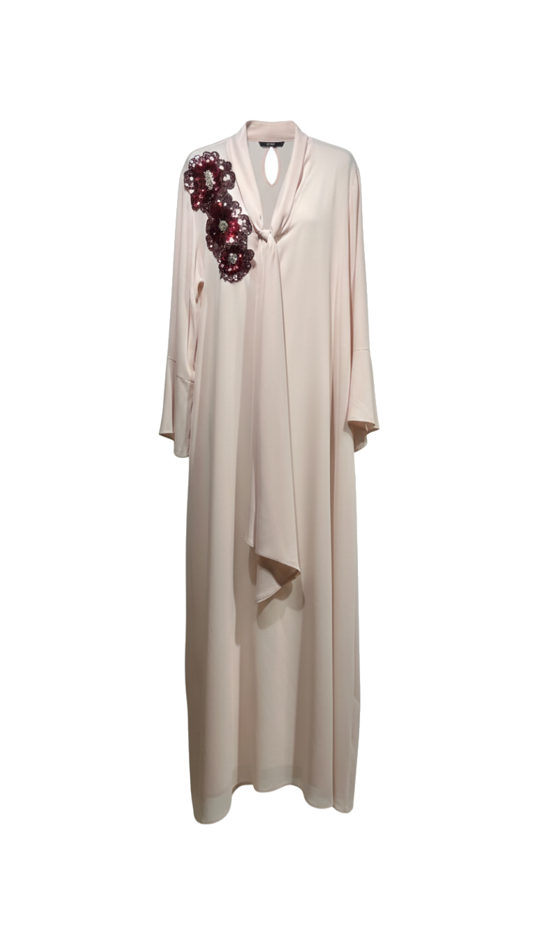 NUT ÜÇ BOYUTLU ÇİÇEK APLİKELİ ŞİFON KAFTAN