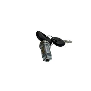 GÖBEĞİ İLE ANAHTAR 