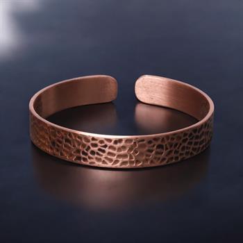 Dışı Dövme Desenli İçi Dua İşlemeli Bakır Bilezik