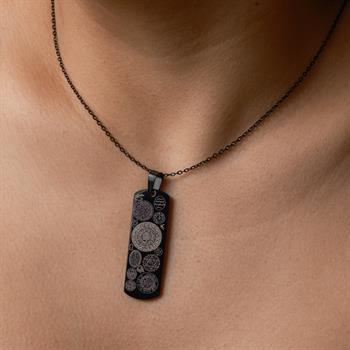 Dualı Siyah Kaplama Titanyum Dikdörtgen Çelik Kolye