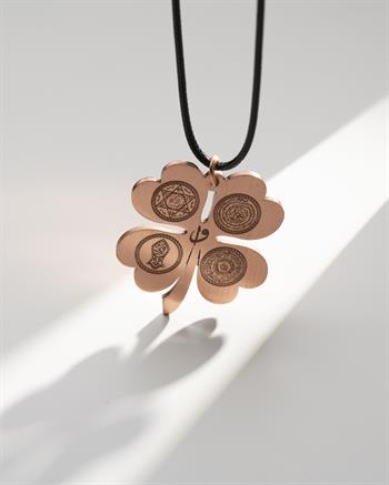 Dualı Yonca Tasarımlı Bakır Kolye