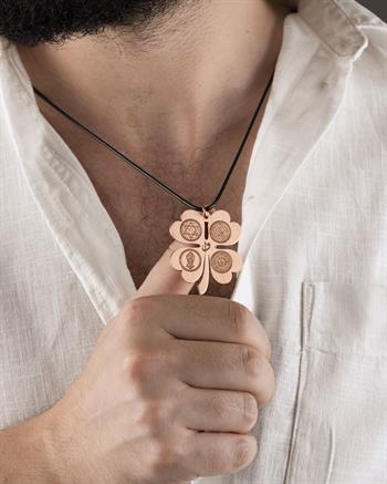 Dualı Yonca Tasarımlı Bakır Kolye