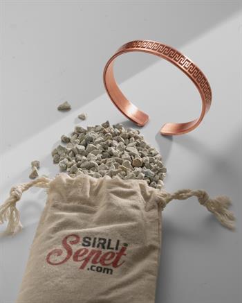 Duvar Desenli ve Dua İşlemeli Bakır Bilezik (Zeolit Taşı)