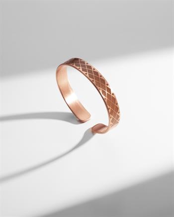 Eşkenar Motifli Bakır Bilezik (Zeolit Taşı)