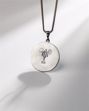 Kabartmalı Süleyman Mührü ve Yaprak Motifli 925 Ayar Gümüş Kolye