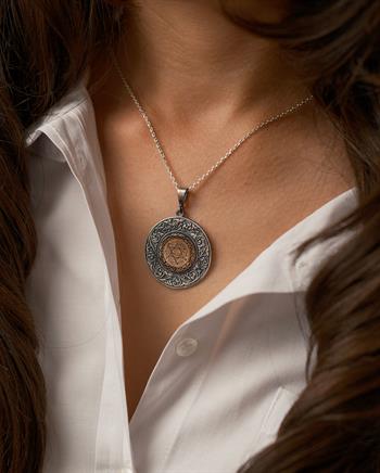 Kabartmalı Süleyman Mührü ve Yaprak Motifli 925 Ayar Gümüş Kolye