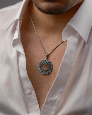 Kabartmalı Süleyman Mührü ve Yaprak Motifli 925 Ayar Gümüş Kolye