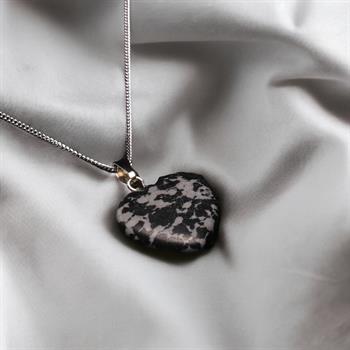 Kalp Kesim Benekli Opsidyen Taşı Kolye