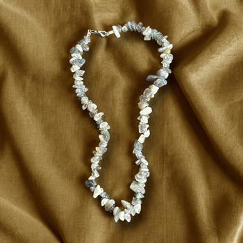 Kırık Seri: Labradorit Taşı Kolye