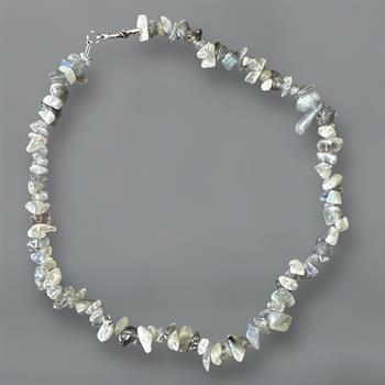 Kırık Seri: Labradorit Taşı Kolye