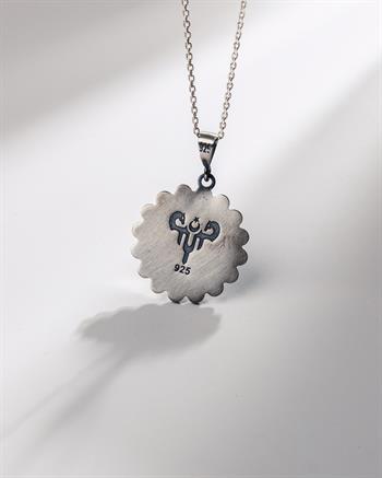 Papatya Formlu Süleyman Mührü İşlemeli 925 Ayar Gümüş Kolye (30 mm)