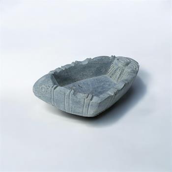 Serpantin Taşından El Yapımı Mitolojik Motifli Küllük Heykeli