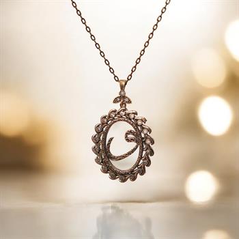 Vav Harfli Zirkon Taşlı Oval Kolye