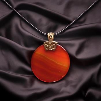 Yazısız 2-3 CM Çapında Kırmızı Akik Taşı Kolye