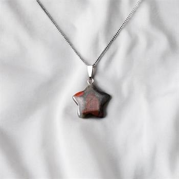 Yıldız Kesim Kan Taşı Kolye